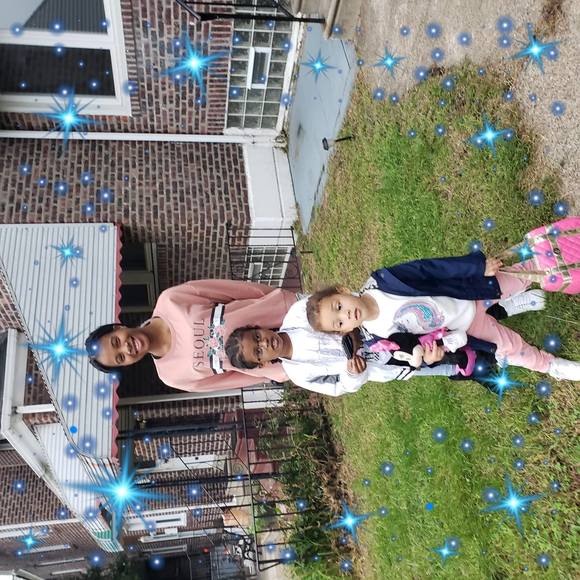 Meet your Posher, Sashana - Picture 1 of 1